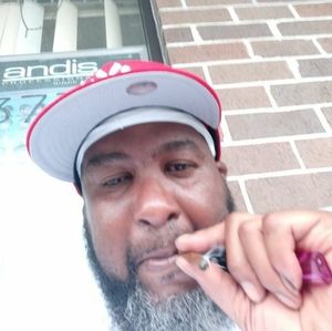 Meet your Posher, Levan